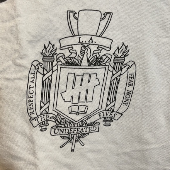Undefeated Logo Tee - Picture 2 of 6